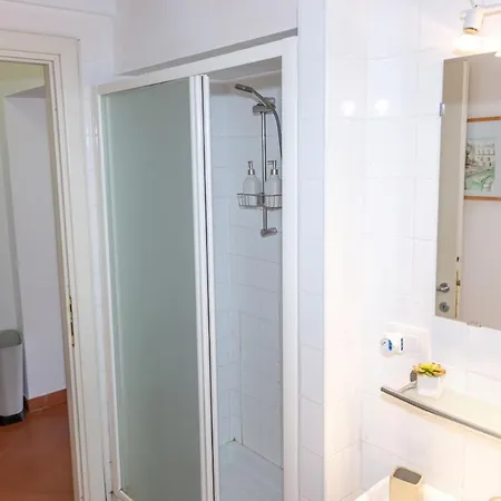 Oz Eta Apartment *